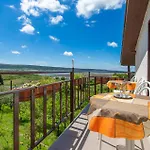 2 Bedroom Cozy In Lejlighed