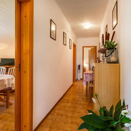 2 Bedroom Cozy In Sečovlje