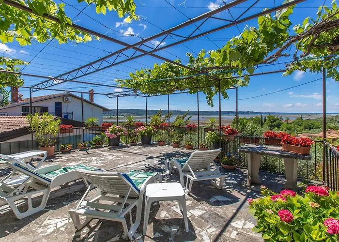 2 Bedroom Cozy In Lejlighed *